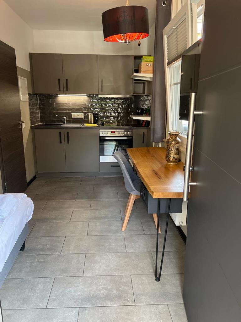 Zentrales Kobytinyhaus City Apartment Herford,Wlan,Parkplatz Exterior photo